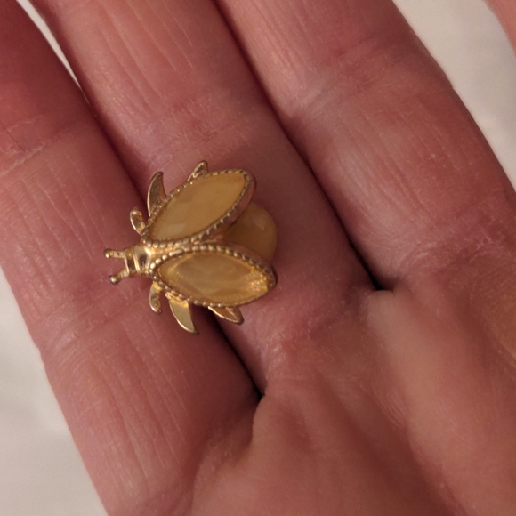 NWOT Earrings - Picture 2 of 2